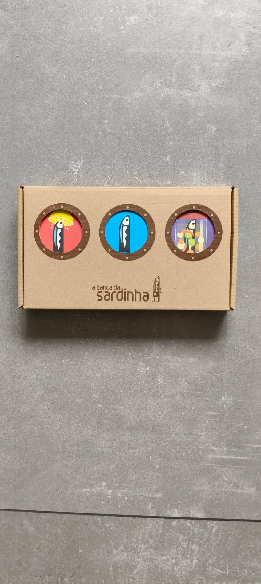 Sardinha 3-tin Portuguese sardines tasting gift box with olive oil, lemon and spicy pickles varieties